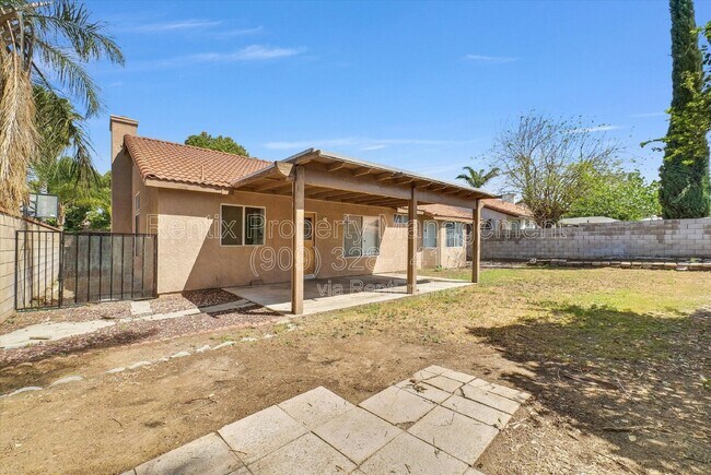 Building Photo - 1240 Visconti Dr