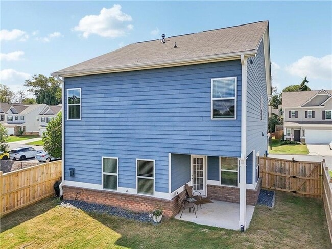 Building Photo - 3890 Clarington Dr