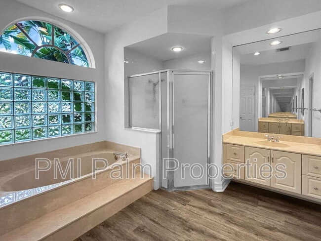 Building Photo - 10293 Allamanda Blvd