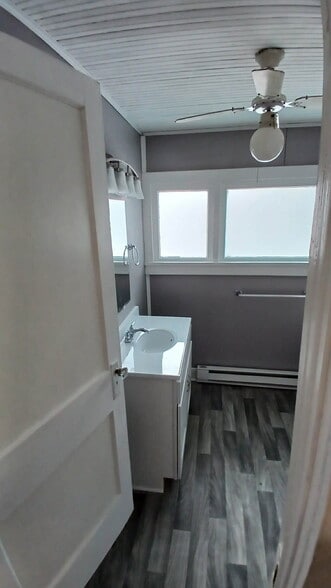 Building Photo - 679 Ohio Ave