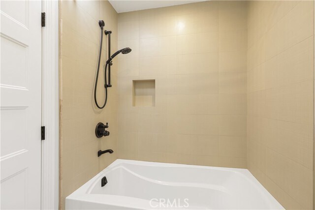 Building Photo - 933 W Riviera Dr