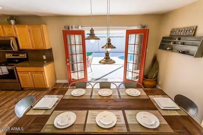 Building Photo - 8447 E Sheridan St