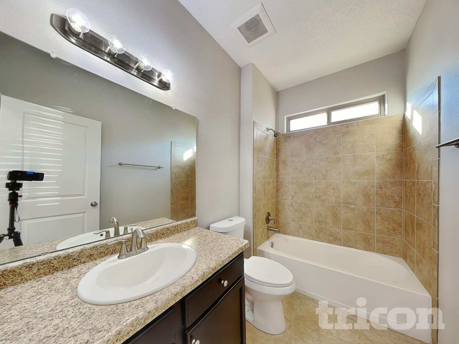 Building Photo - 1811 Camino Cancun