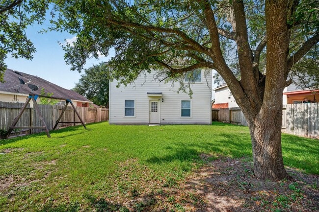 Building Photo - 4403 Sprangletop Ave