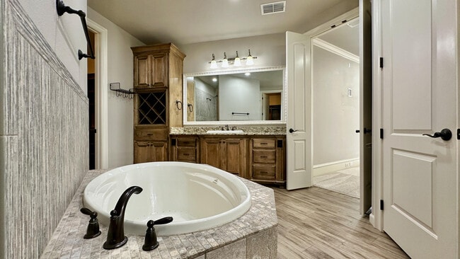 Building Photo - 4202 126th St