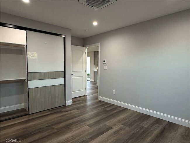 Building Photo - 20160 Stanford Ct