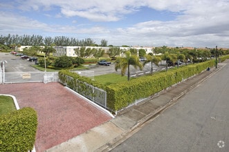 Building Photo - South Point Apartments