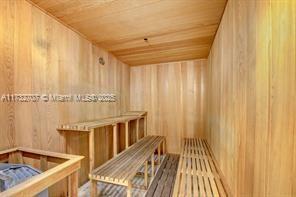 Building Photo - 1610 Presidential Way