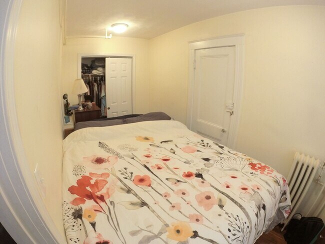 Building Photo - 1 bed/1 bath in Brighton