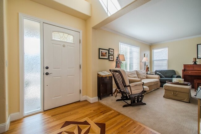 Building Photo - 7765 Lebrun Ct