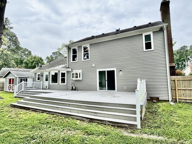 Building Photo - Ready NOW! A Spacious Home in Beautiful Pi...