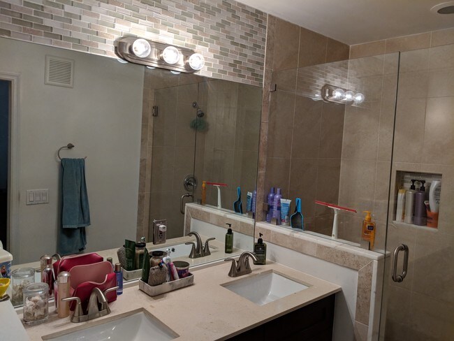 Building Photo - 12121 SW 5th St