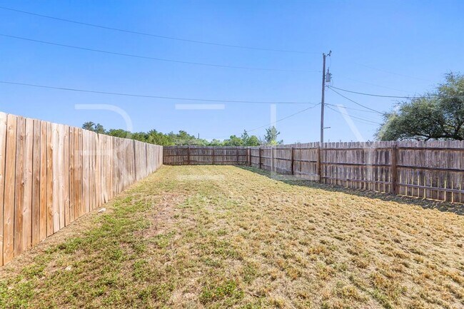 Building Photo - 412 Carl Shipp Dr