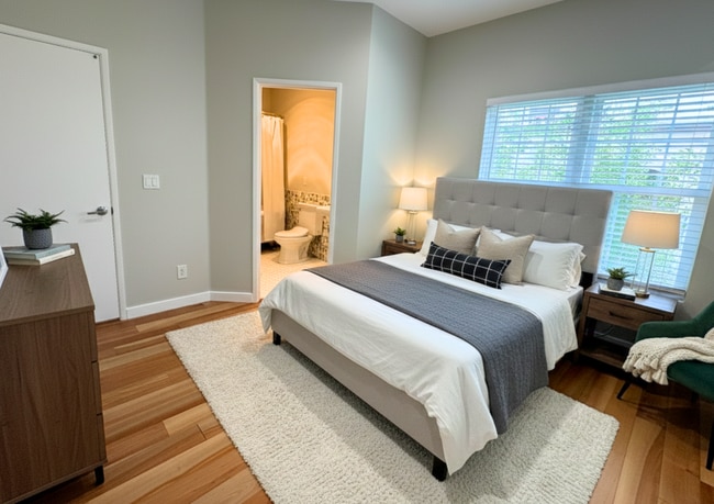 Building Photo - 3952 Richmond St