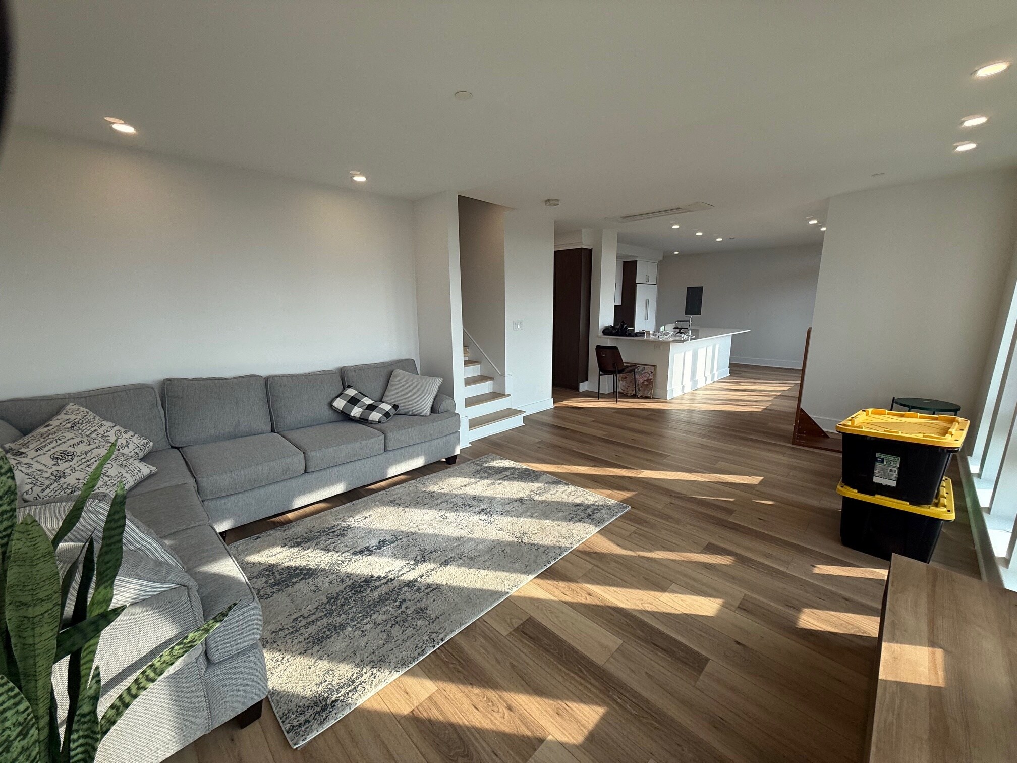 Building Photo - 1948 Washington St