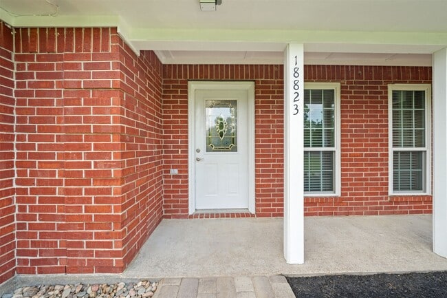 Building Photo - 18823 Cypress Church Rd