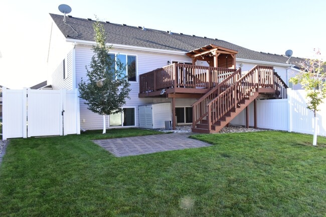 Building Photo - 4737 35th Ave S