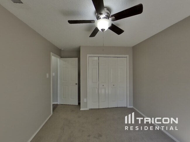 Building Photo - 1517 Allen Dr