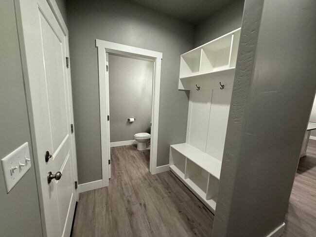 Building Photo - 2255 S 1120 W