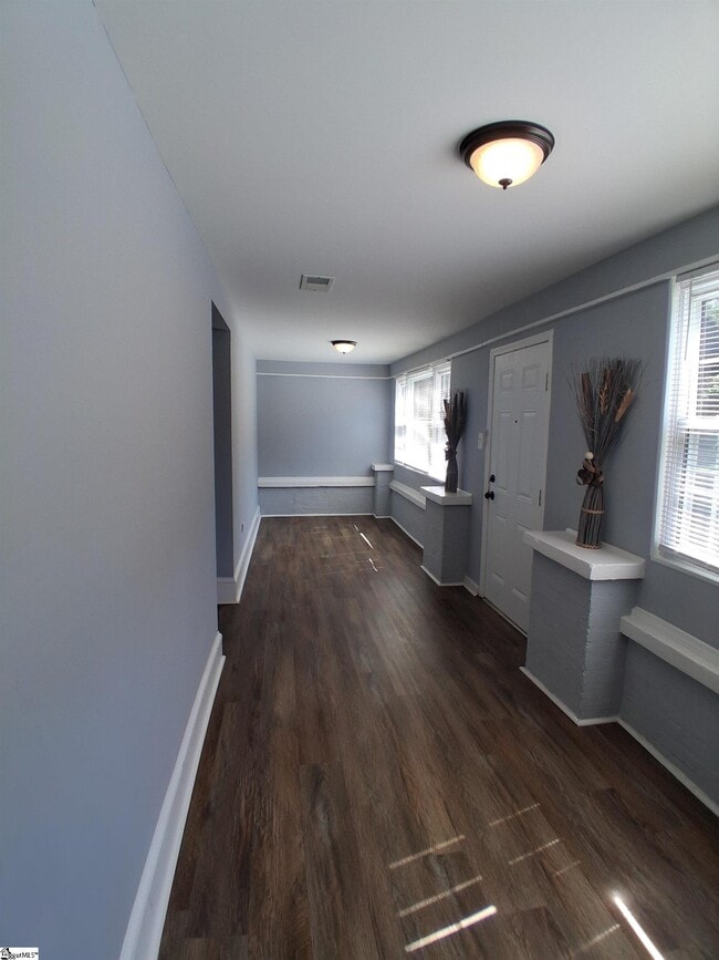 Building Photo - 506 Pinckney St