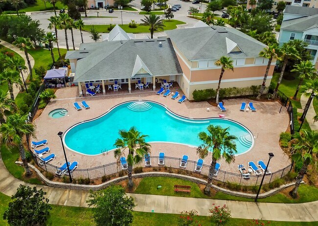 Building Photo - 8226 Green Parrot Rd