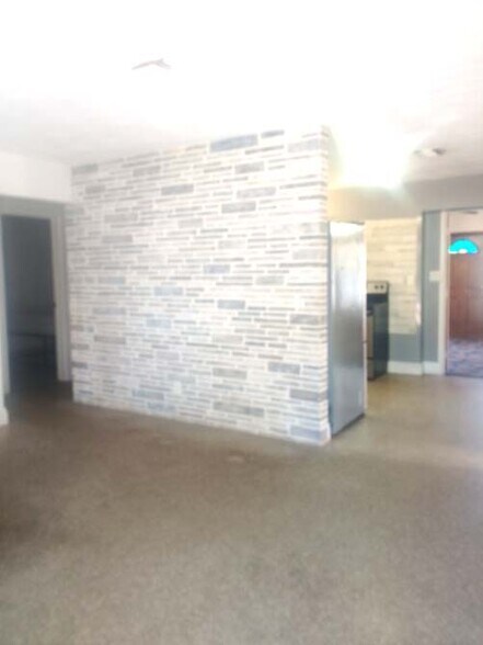 Building Photo - 2720 Bruce Ter