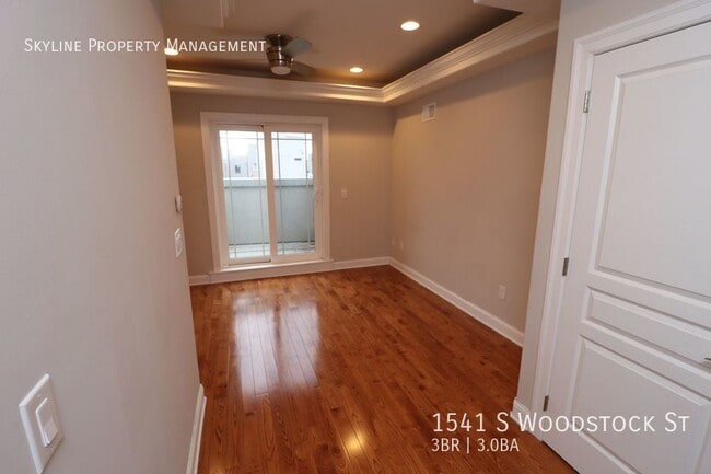 Building Photo - 1541 S Woodstock St
