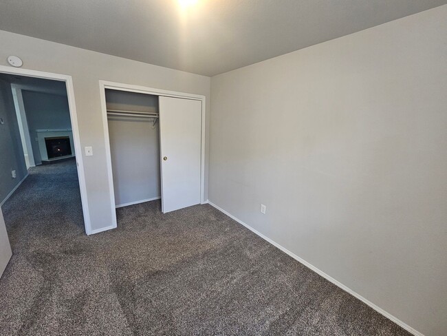 Building Photo - The Perfect Blend of Comfort and Function