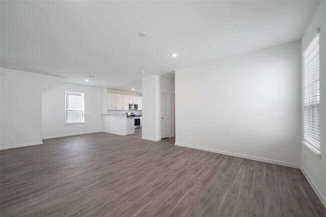 Building Photo - 5703 Finely Run St