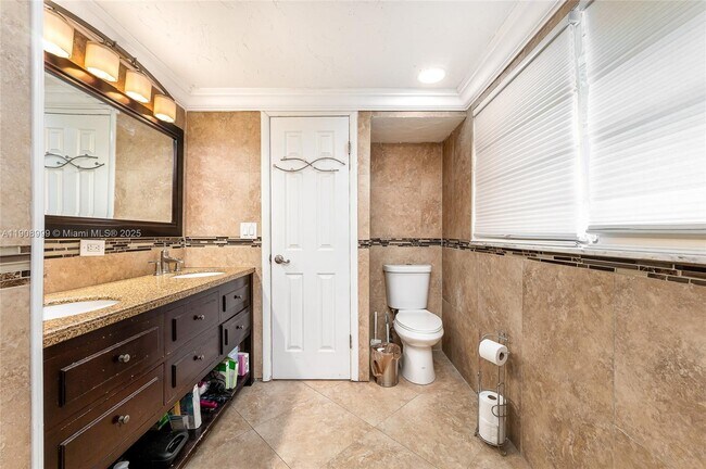 Building Photo - 6797 SW 40th St