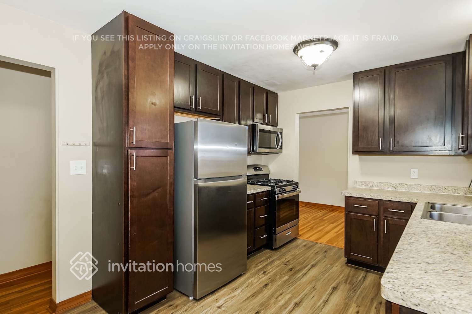 Building Photo - 2273 Sierra Dr