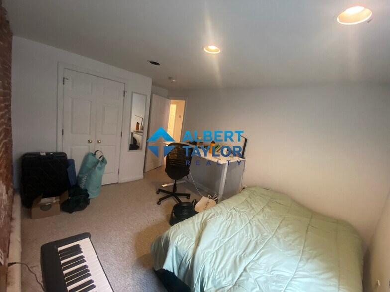 Building Photo - 486 Massachusetts Ave