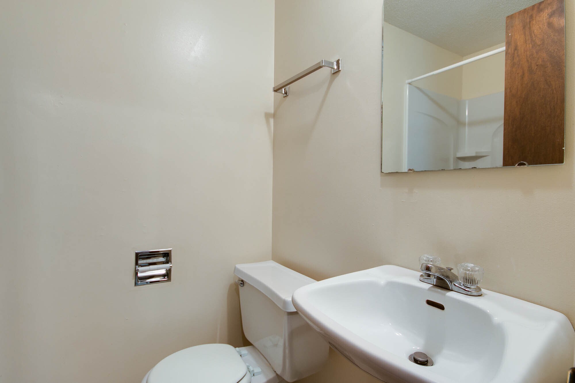 Building Photo - 811 Dondee Dr