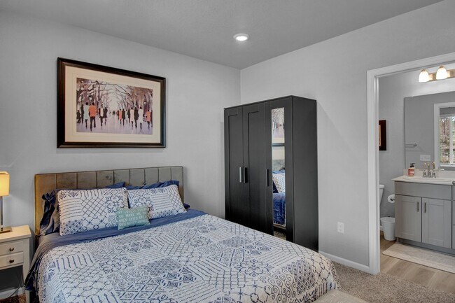 Building Photo - 12121 W 57th Dr