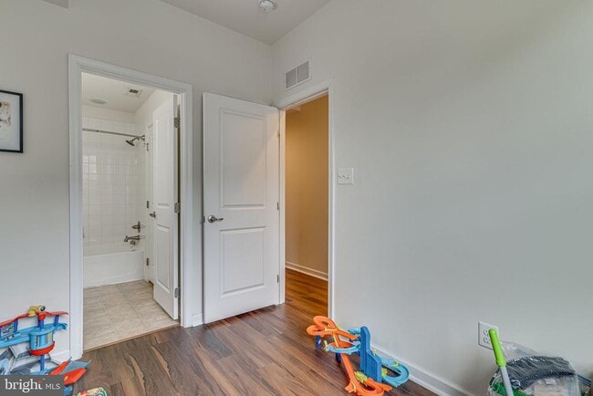 Building Photo - 7246 Winding Hills Dr