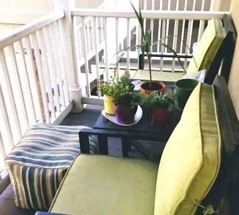 porch - 318 W Wayne St
