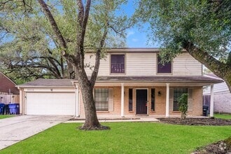 Building Photo - 8010 Goldengrove Dr