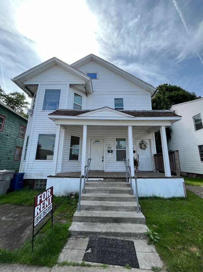 Building Photo - 777-779 Water Street