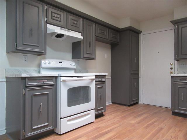 Building Photo - 808 Woodway Ln