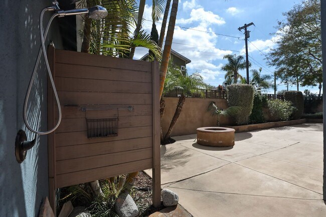 Building Photo - 1020 Madison Ave