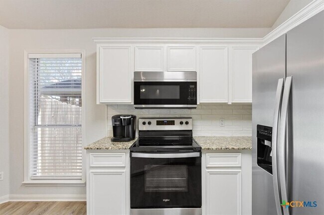 Building Photo - 709 Bighorn Dr