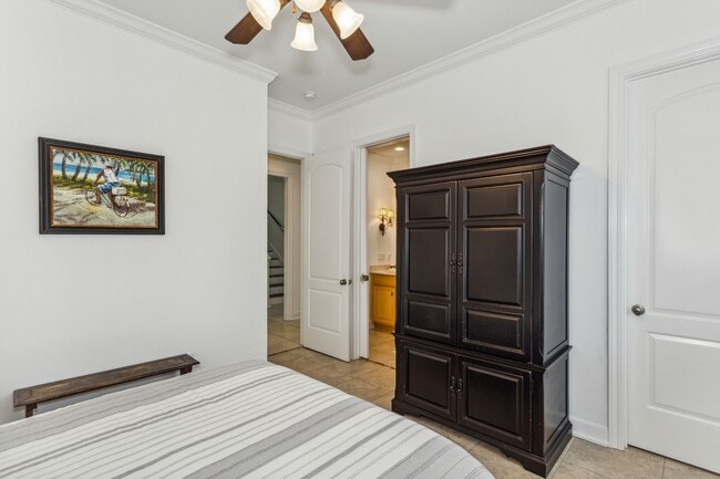 Building Photo - 1500 Via De Luna Dr