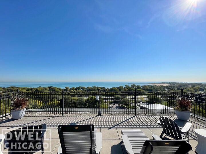 Building Photo - 4950 N Marine Dr