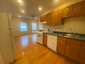 Building Photo - 14 Alberta Ter