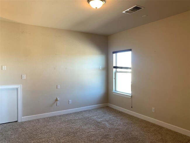 Building Photo - 3159 Pablo Way