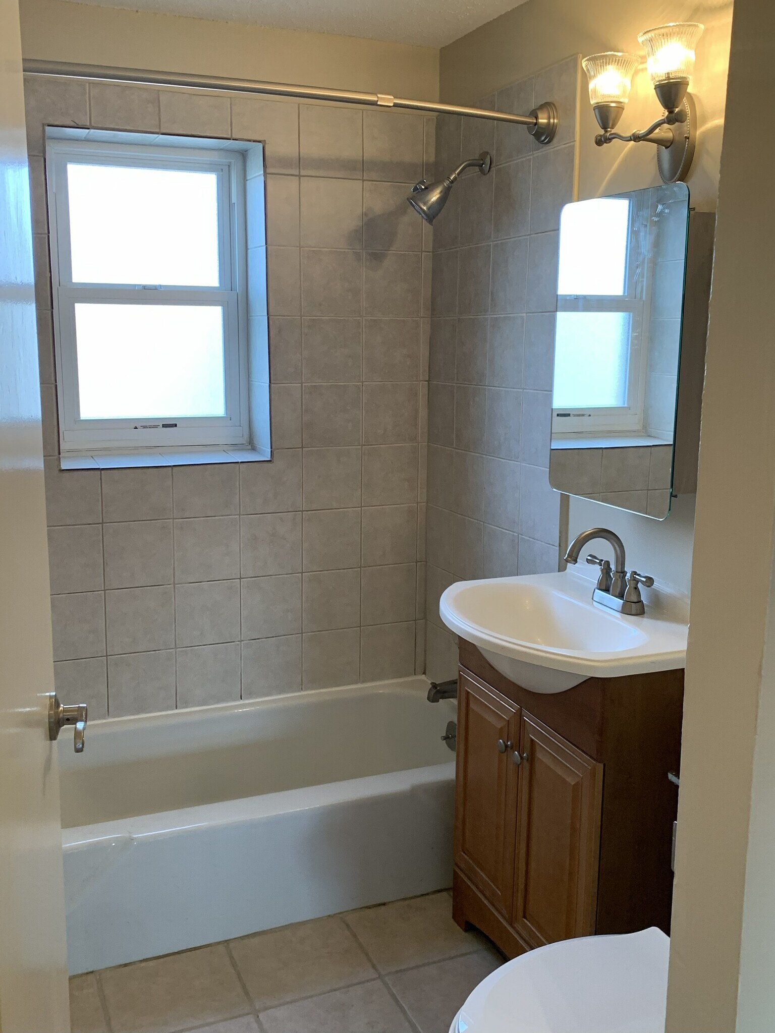 Bathroom - 37 Robbins Ln