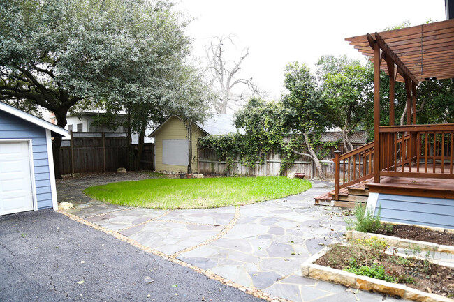 Building Photo - ALAMO HEIGHTS CRAFTSMAN COTTAGE