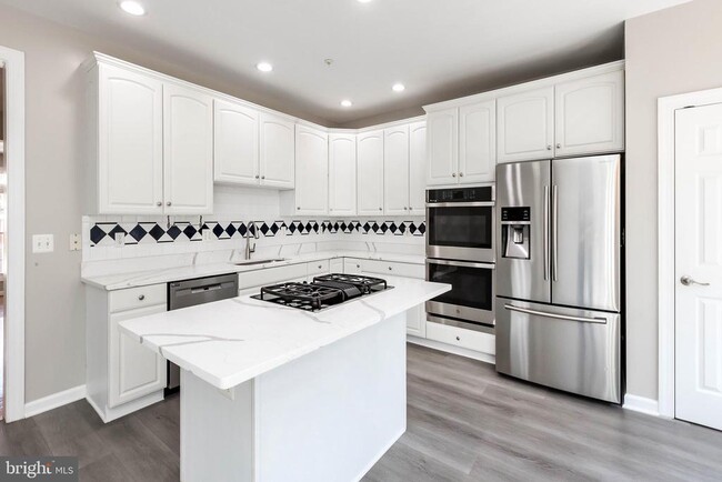 Building Photo - 10406 Overgate Pl