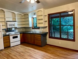 Building Photo - 13101 FM 225