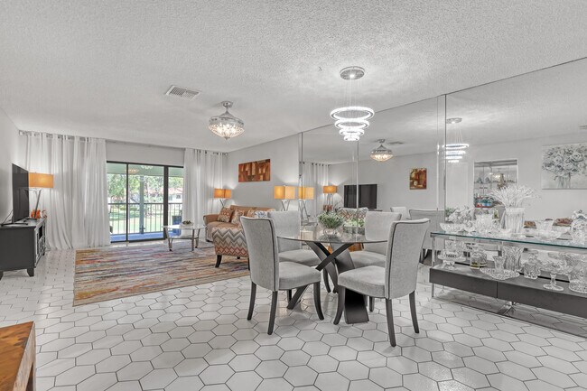 Building Photo - 21662 Arriba Real